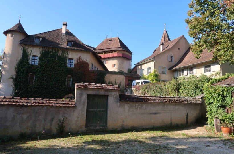 Schloss Wildenstein, Switzerland